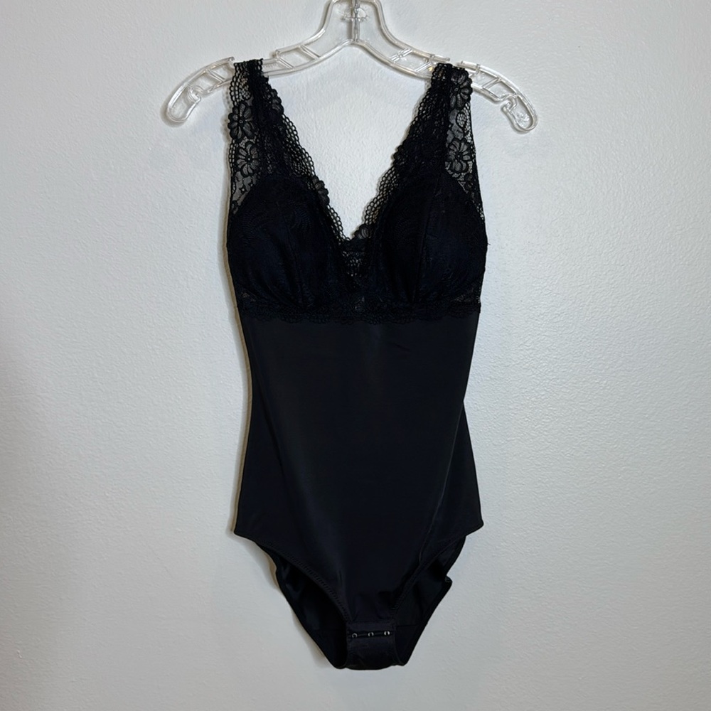 Skinny Girl Bodysuit Black Half Laced New Size Large
